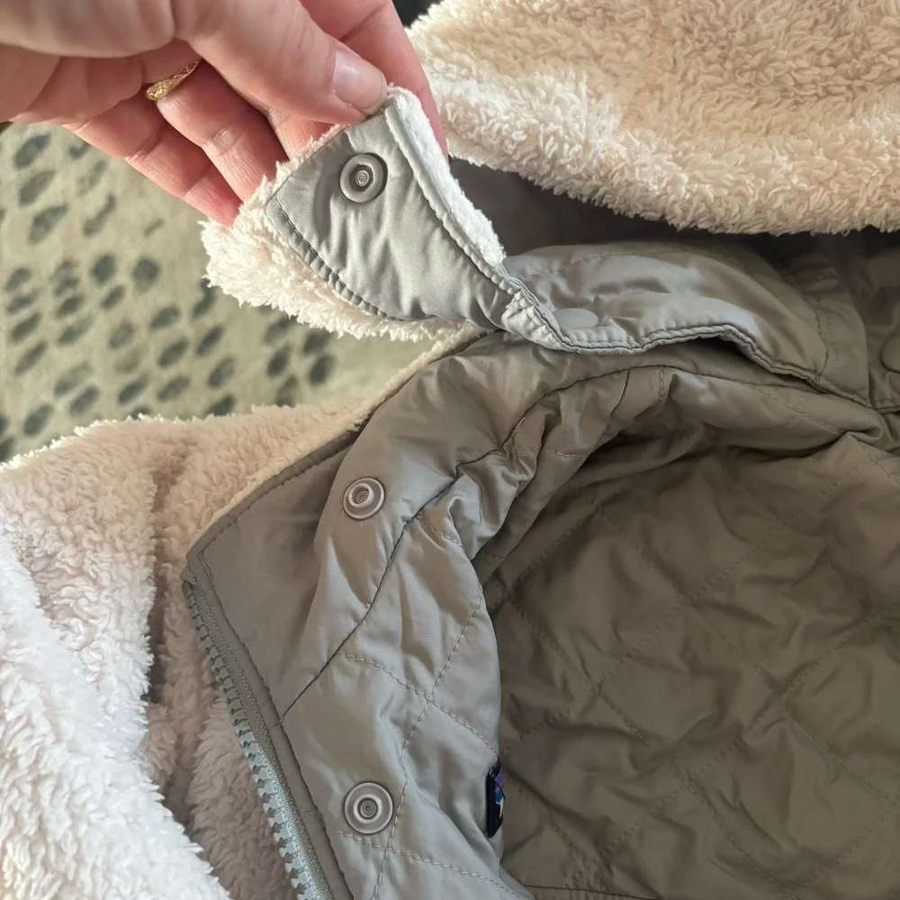 Patagonia Ready Freddy 2in1 Reversible Hooded Gray‎ Cream Fleece Jacket SzS
